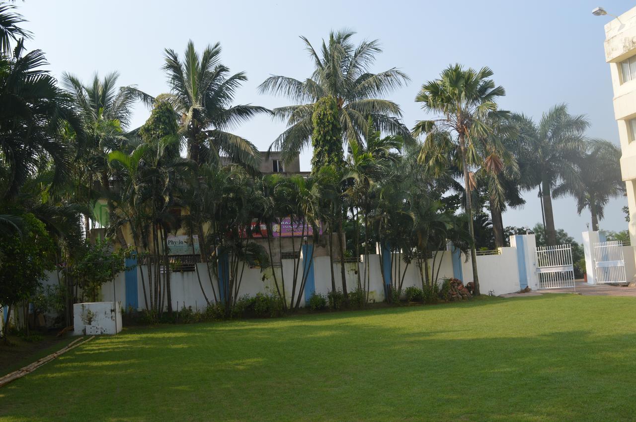 Hotel Golden Anchor Paradip Garh Buitenkant foto